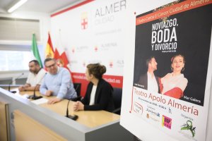 Presentación  de la obra ‘Noviazgo, Boda y Divorcio’ en la sala de Plaza Vieja