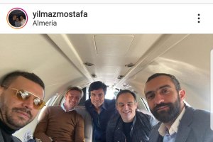 Mostafa Yimaz publicó esta imagen antes de despegar en Almería.