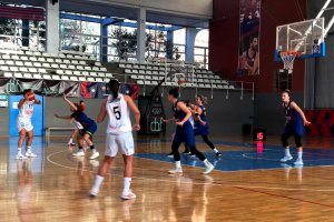 Una jugada del partido.