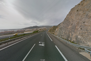 Imagen de la A-7 en la salida del túnel dirección El Ejido a la altura de Roquetas de Mar.