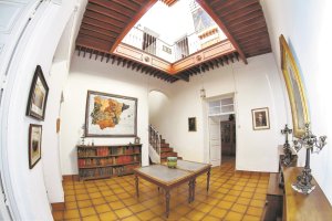Estancia de la casa solariega que perteneció a Nicolás Salmerón.