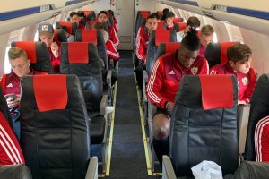 Los rojiblancos han viajado a Las Palmas en vuelo chárter.