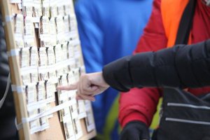 Los almerienses buscan la suerte con casi 250 millones de euros en Lotería.