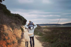David Bisbal junto a sus hijos Matteo y Ella.
