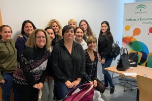 \'Extraordinarias\' en el taller realizado en el CADE de Berja.