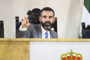 El alcalde, Ramón Fernández Pacheco consigue el apoyo de Cs para los presupuestos.