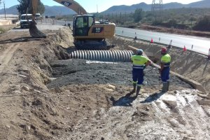 Obras en el tramo Michelín, de Ruescas al Cortijo Nazareno.
