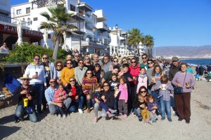 Las familias González, Pintor, Valdivieso, Payán, Gómez, Marchal, Del Águila y Gonzálvez disfrutando de las Moragas.
