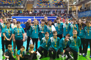 Los canteranos del Cajamar Mintonette se acostumbran al podio.