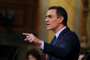 Pedro Sánchez, durante su intervención en el turno de réplica al Grupo Mixto.