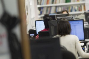 Los trabajadores almerienses cobran menos de 17.000 euros de media.