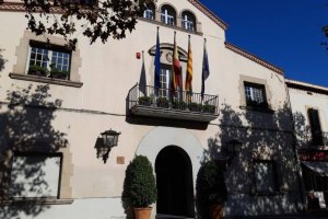 Ayuntamiento de Esplugues de Llogregat.