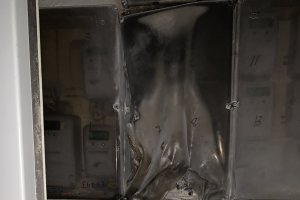 Imagen de los contadores afectados por el incendio.