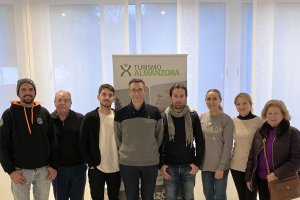 La nieva directiva con el presidente, Luis Aurelio Pérez, en el centro.