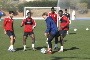 Guti fue uno más en los rondos del entrenamiento.