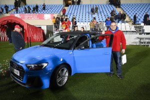 Francisco tomás se fue a casa con este Audi.