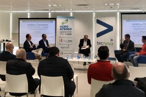 Agroateneo abrió su segunda temporada con el debate sobre el Big Data en el campo.