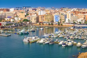 El Puerto de Roquetas de Mar será el escenario de la salida de la Clásica de Almería.