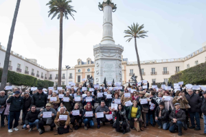 Concentración en defensa del Pingurucho y contra la remodelación de la Plaza Vieja.