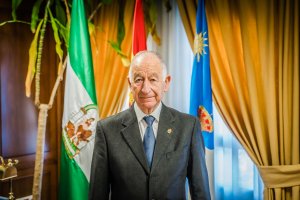 Gabriel Amat, alcalde de Roquetas.