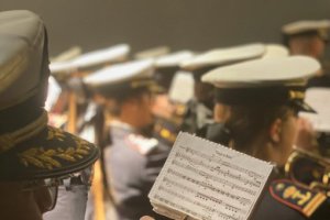 El Carmen de Almería y la banda del Cautivo de Málaga interpretaron juntas en Viator ‘En cuerpo y sangre’.