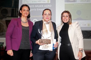 La entrega del galardón tuvo lugar en la Asociación Nacional de Ingenieros Agrónomos (ANIA).
