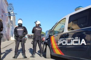 Policías de la comisaría de El Ejido, que presenta menor criminalidad que Roquetas.