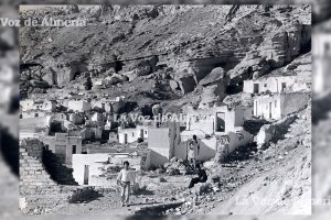 La Chanca a comienzos de los años setenta, cuando empezaba a cambiar su aspecto. En ese cambio se metió también el problema de la droga.