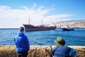 Salida de la embarcación en el Puerto de Almería. / Foto: Autoridad Portuaria