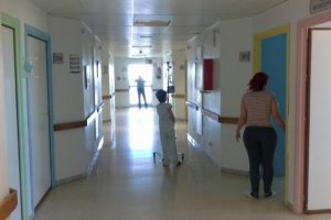 Foto del interior del Hospital Universitario Torrecárdenas de Almería.
