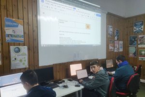 El grupo de jóvenes de los centros Guadalinfo.