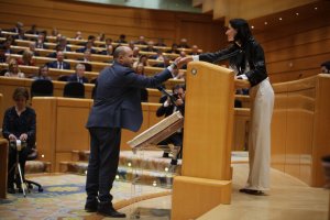 Antonio Martínez ya es senador socialista.