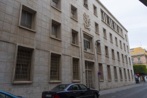Edificio del CSIC en la calle General Segura.