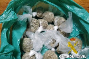 Droga incautada por la Guardia Civil.