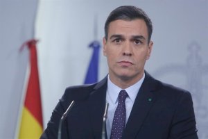 Sánchez está dando una rueda de prensa sobre el coronavirus.
