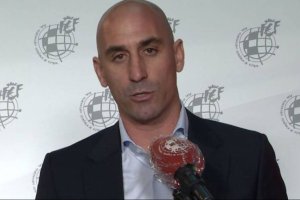 Luis Rubiales en la conferencia de prensa.