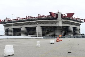 Los estadios vacíos a la espera de superar la crisis.