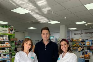 Jorge Velázquez, gerente del Consorcio, hace unas semanas en la Farmacia Los Pinos.
