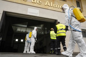 La UME en la Lonja de Almería