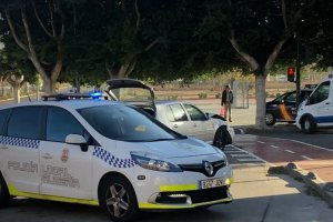 La Policía Local cuenta las excusas de los almerienses para saltarse el confinamiento.