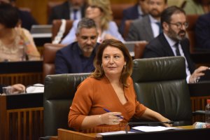 Carmen Crespo en el Parlamento Andaluz.