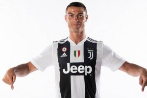 Cristiano Ronaldo renuncia a parte de su sueldo.