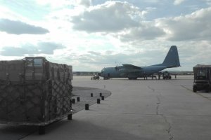 El material descargado de la aeronave.