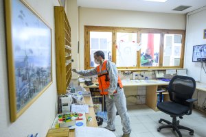 Limpieza en el Albergue de Inturjoven