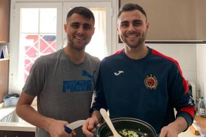 Los gemelos Pérez Rodríguez también se meten en la cocina.