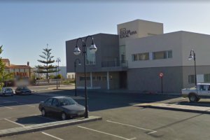 Edificio  de la Policía Local de Vera, donde se han trasladado los agentes de la Guardia Civil.