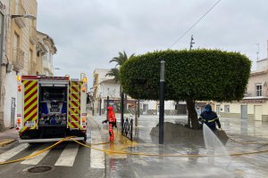 Efectivos de Bomberos del Levante en Pulpí.