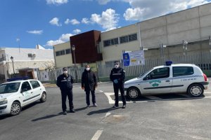 Las autoridades realizan controles con drones para garantizar el cumplimiento del confinamiento.