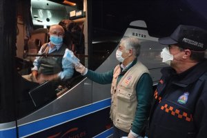 El reparto de mascarillas empezó este lunes a primera hora.