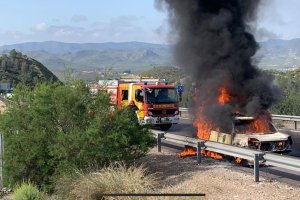 Se desconocen las causas de la avería que provocó el fuego.